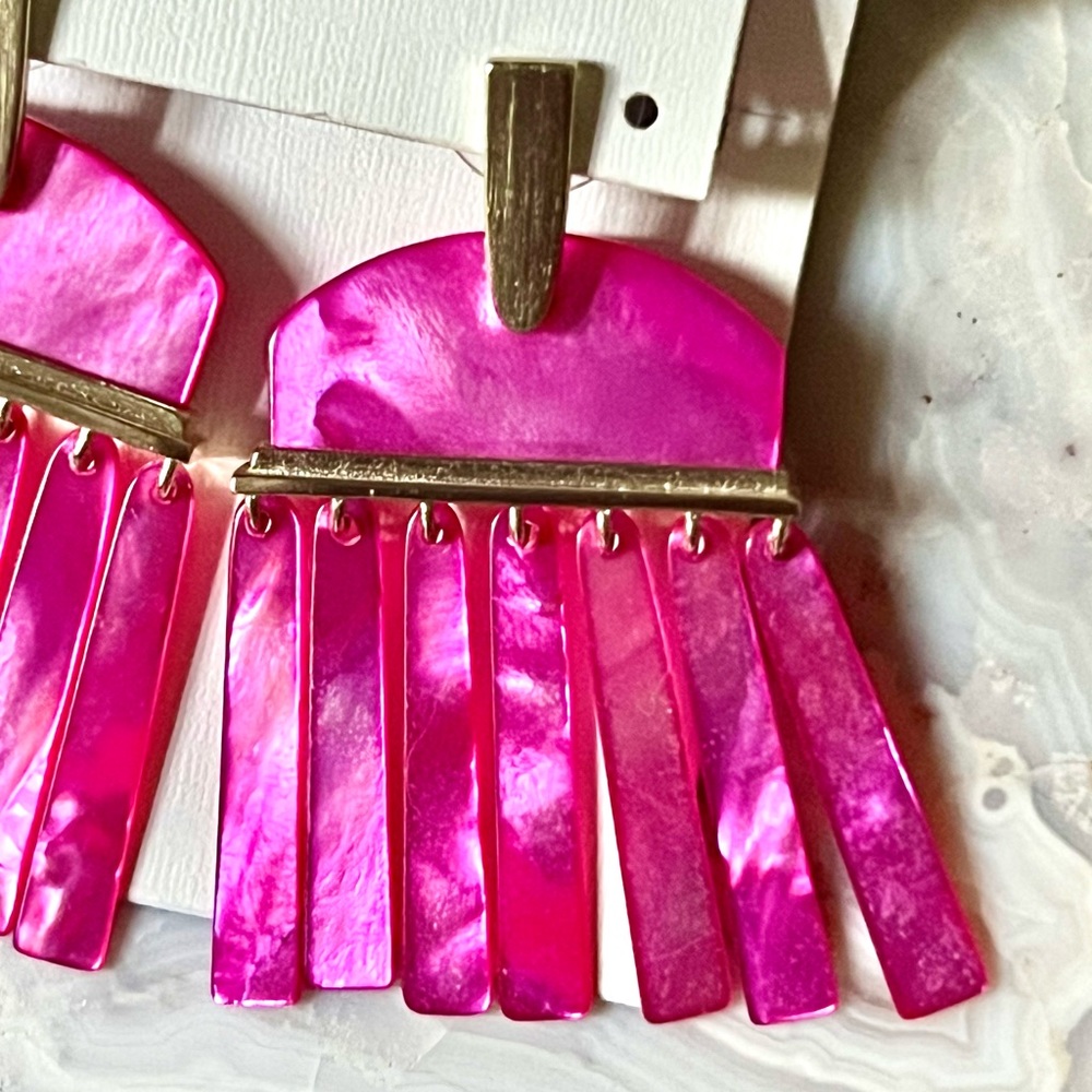 🌺🎉HP🎉🌺 NWT Kendra Scott Mother of Pearl Layne Earrings - Picture 8 of 16